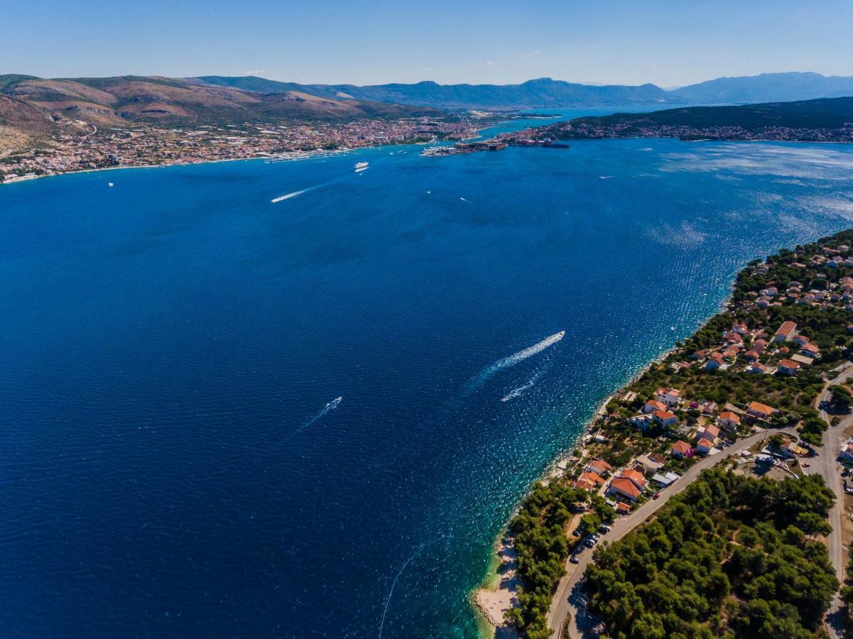 Apartments Mare Trogir Eksteriør bilde