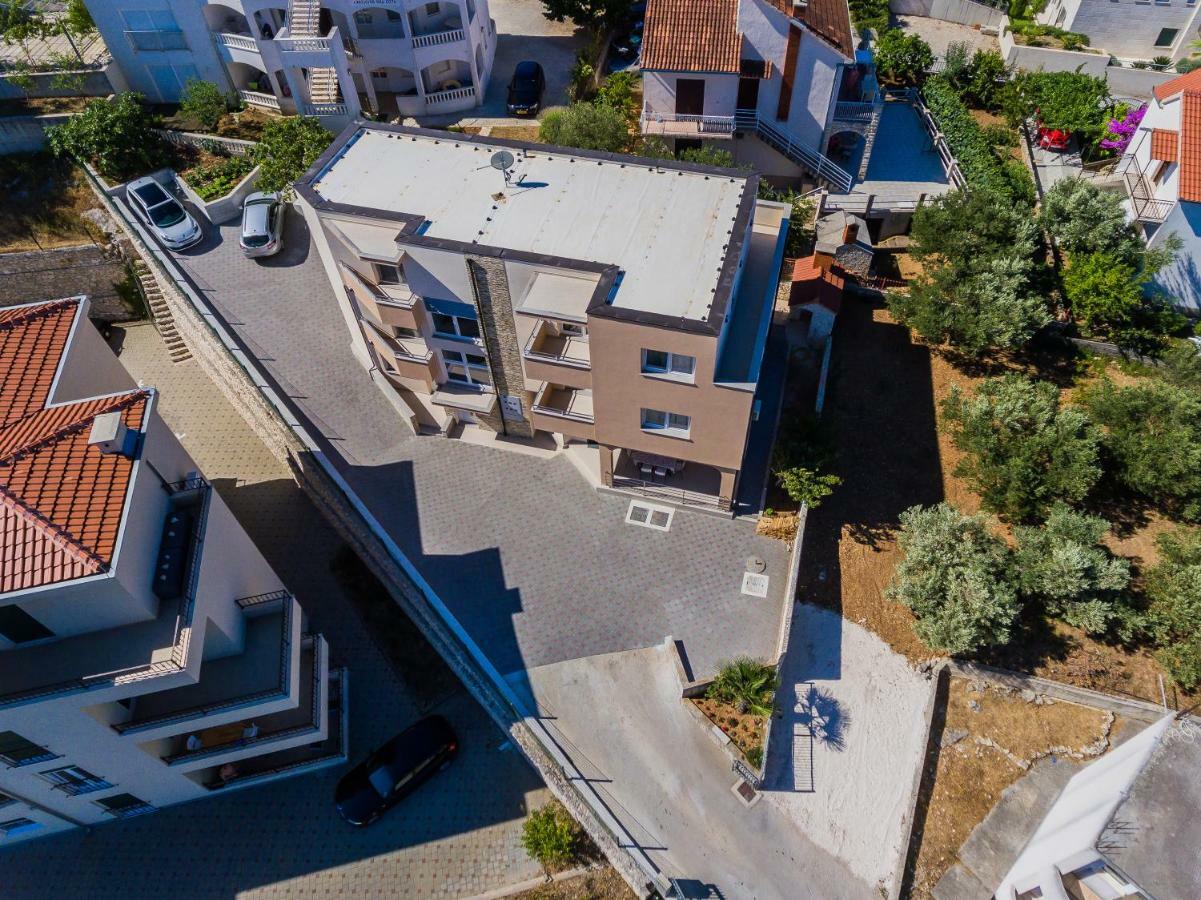 Apartments Mare Trogir Eksteriør bilde